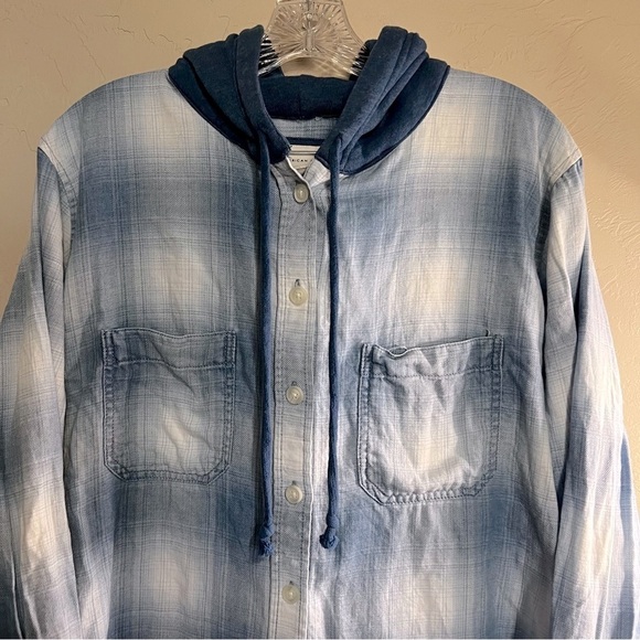 AEO Blue Hooded Cabin Flannel Button Down Shacket - Picture 4 of 8